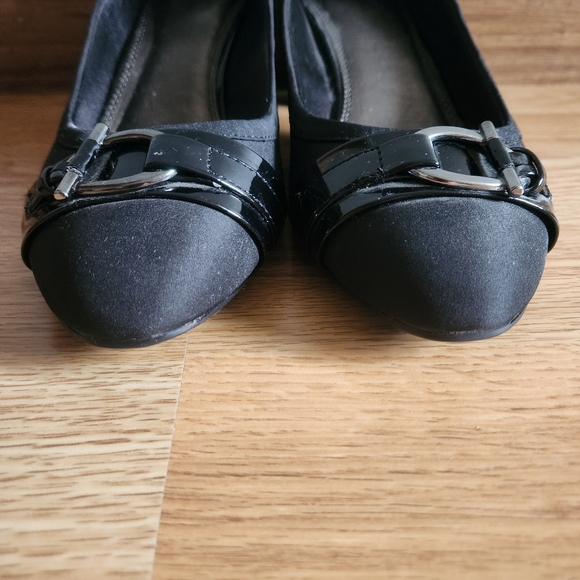 LifeStride Elegant Black Women's Shoes - Picture 9 of 12